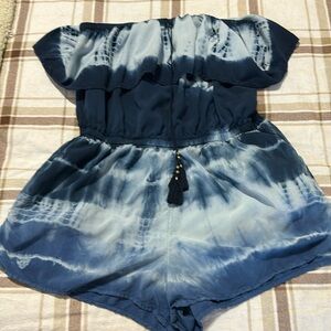 Cute tie-dye blue ladies, romper size medium, American Eagle